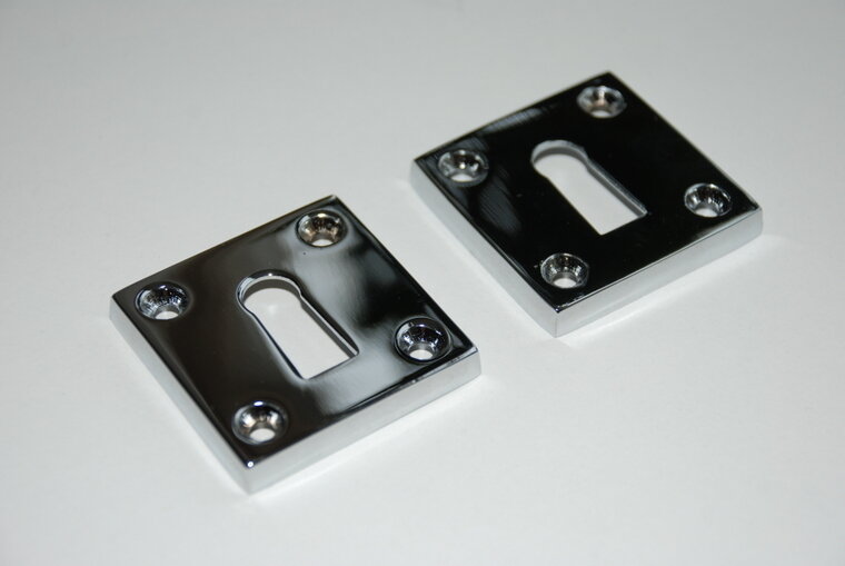 2 Sleutelplaatjes vierkant chroom