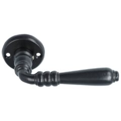 Set klinken ijzer zwart inclusief rozetten