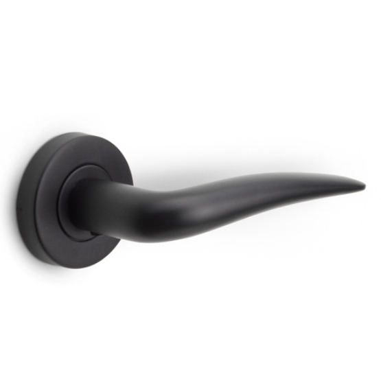 Deurklink BASICS LBXX op ronde rozet mat zwart