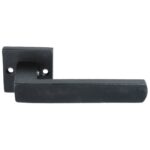 Set klinken vierkant ijzer zwart inclusief rozetten