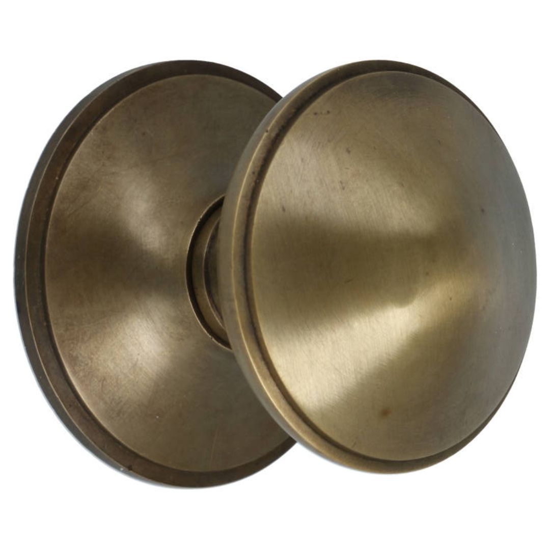 Voordeurknop Rond op rozet messing Antiek