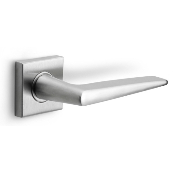 Deurklink BASICS LBXXIH op vierkant rozet mat rvs