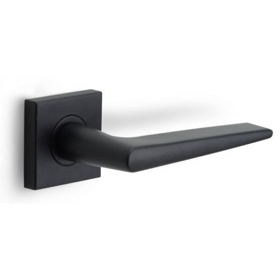Deurklink BASICS LBXXIH op vierkant rozet mat zwart
