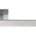 Gatdeel Rechts Deurkruk SQUARE LSQII op rozet Mat RVS