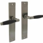 Intersteel deurklink Ton basic met schild blind rechthoekig met rillen 235x43mm nikkel mat/zwart