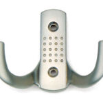 Kapstokhaak dubbel nikkel mat