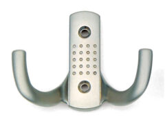 Kapstokhaak dubbel nikkel mat