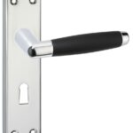 Deurkruk Swindon op schild SL56 Chroom/Zwart