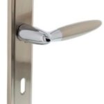 Intersteel deurklink Elen op langschild SL56 chroom/mat nikkel