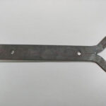 Gesmeed scharnier 45 cm.