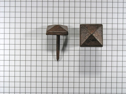Nagel ijzer geroest met vierkante kop