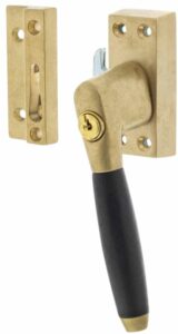 Intersteel SKG1 Afsluitbare raamsluiting rechts Ton 400 messing getrommeld/ebbenhout compleet