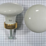 Porseleinen knop met messing voet 50 mm