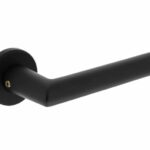 Deurkruk Broome op rozet ø50x7 mm + 7mm nokken zwart