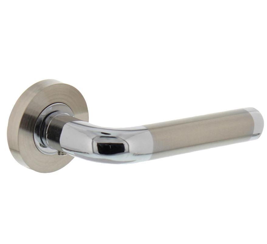 Gatdeel rechts Agatha op rond rozet 7mm nokken chroom/nikkel mat