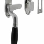 Raamsluiting Ton links chroom mat/ebbenhout