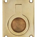 Luikring recht 41mm x 31mm messing gelakt