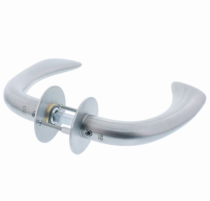 P+E Deurkruk 'Erick' op ronde rozet 8mm stift rvs geborsteld