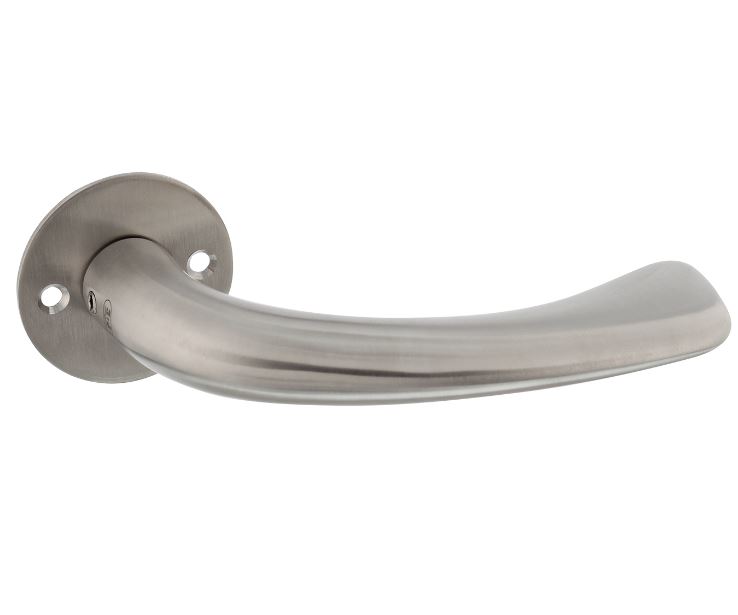 P+E Gatdeel deurkruk 'Erick' op ronde rozet 8mm stift rvs geborsteld