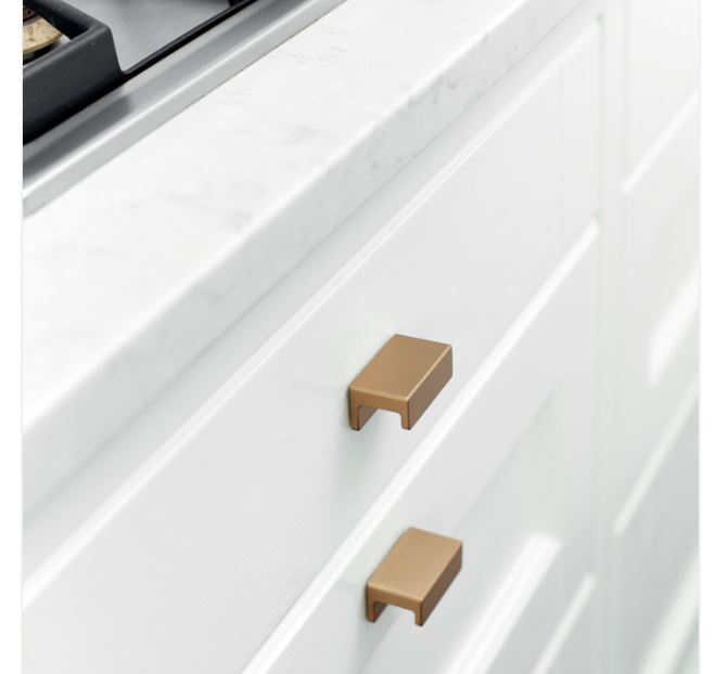 Greep STATION 32 mm goud geborsteld