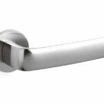 Olivari deurkruk Diva op rozet chroom mat