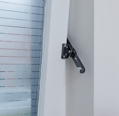 Secumax Raamuitzetter 721 Binnendraaiend Zwart