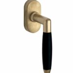 Draaikiepgarnituur Ton ebben/Elegant messing antiek