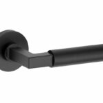 Deurkruk op geveerd rozet Bauhaus/Vivo mat zwart