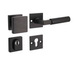 SKG3 knop/kruk op rozet Bauhaus Rechts + kerntrekbeveiliging mat zwart