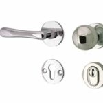 SKG3 knop/kruk op rozet Linea Links + kerntrekbeveiliging glans nikkel/glans chroom