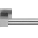 Deurkruk BOBBY EK101G Massief geveerd op rozet Mat RVS