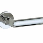 Deurkruk op geveerd rozet Padania/Vivo glans chroom