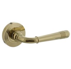 Intersteel deurkruk Helena op rozet met ril ø55x10 mm PVD messingkleur