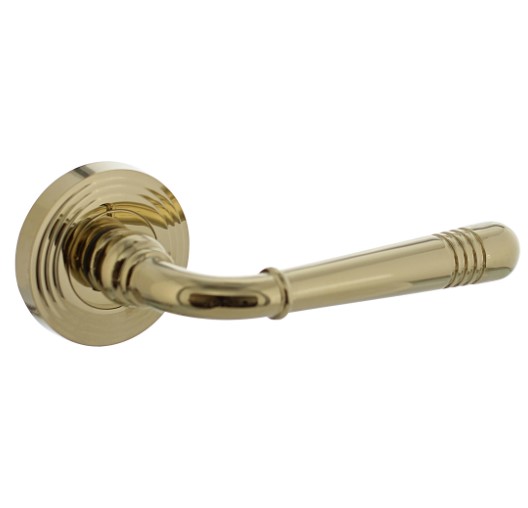 Intersteel deurkruk Helena op rozet met ril ø55x10 mm PVD messingkleur