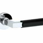 Deurkruk op geveerd rozet Bauhaus ebben/Vivo glans chroom