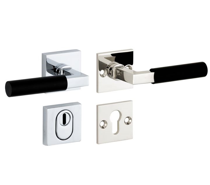 SKG3 kruk/kruk op rozet Bauhaus ebben Rechts + kerntrekbeveiliging glans nikkel/glans chroom