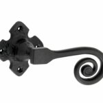 Deurkruk op rozet Curl ijzer zwart