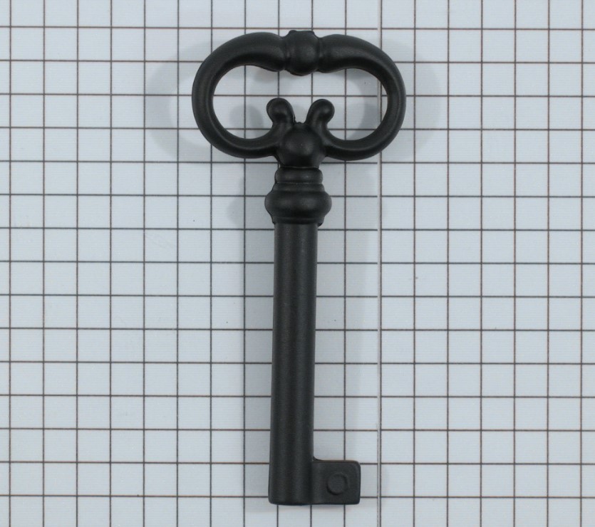Sleutel zamak mat zwart 70 mm