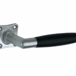 Deurkruk op geveerd vierkant rozet Ton ebben mat chroom