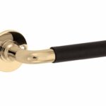 Deurkruk op ongeveerd rozet Frankfurt ebben/Chemin de Fer messing ongelakt