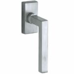 Draaikiepgarnituur Kare/Bauhaus mat chroom