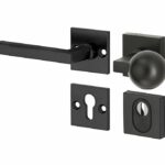 SKG3 knop/kruk op rozet Kare Links + kerntrekbeveiliging mat zwart