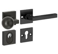 SKG3 knop/kruk op rozet Kare Rechts + kerntrekbeveiliging mat zwart