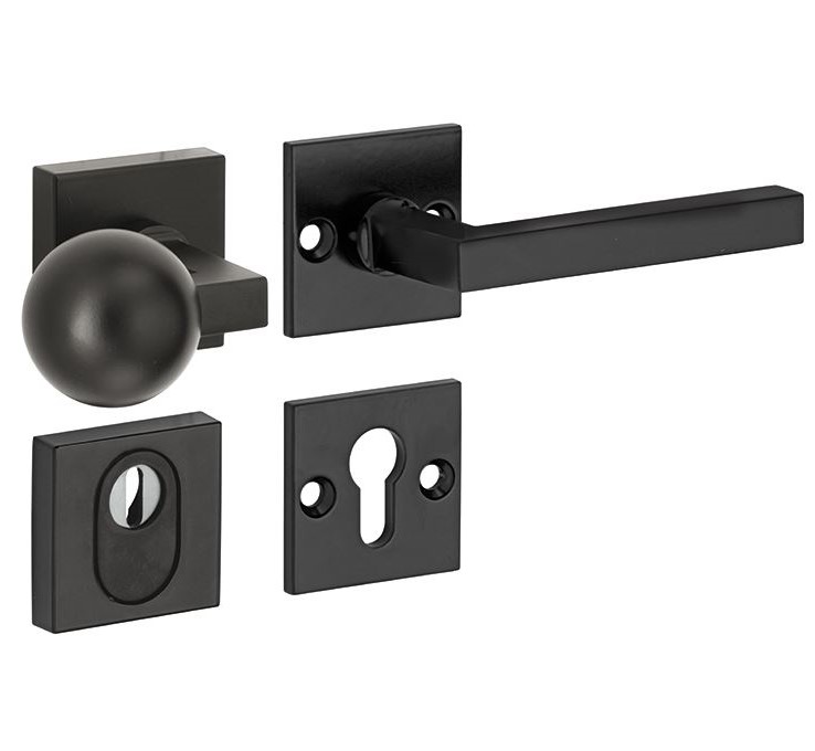 SKG3 knop/kruk op rozet Kare Rechts + kerntrekbeveiliging mat zwart