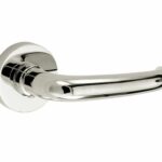 Deurkruk op geveerd rozet Halfsabel/Vivo glans nikkelDeurkruk op geveerd rozet Halfsabel/Vivo glans nikkel