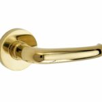 Deurkruk op geveerd rozet Halfsabel/Vivo messing gelakt