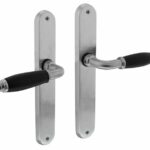 Intersteel Deurkruk Courgette met ovaal schild 238x39x9mm blind mat chroom