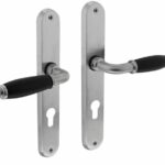 Intersteel Deurkruk Courgette met ovaal schild 238x39x9mm PC72 mat chroom