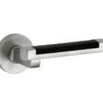 Deurkruk op geveerd rozet Dual/Vivo mat nikkel ongelakt