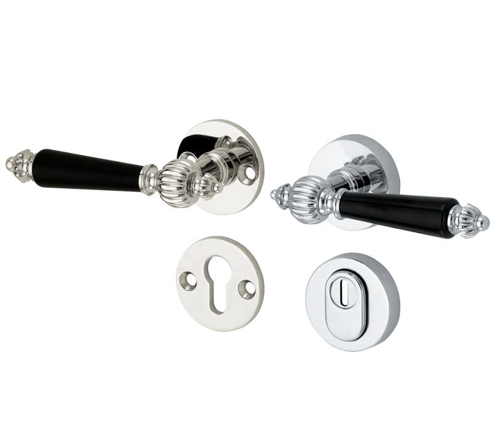 SKG3 kruk/kruk op rozet Nouveau Links + kerntrekbeveiliging glans nikkel/glans chroom